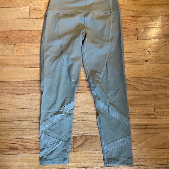 Victoria Secret Sport leggings - Picture 2 of 4